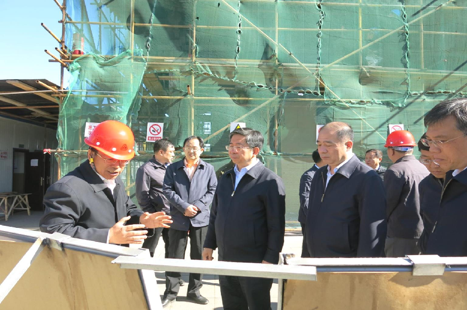 大同市市委書記張吉福、市長馬彥平一行考察現(xiàn)場