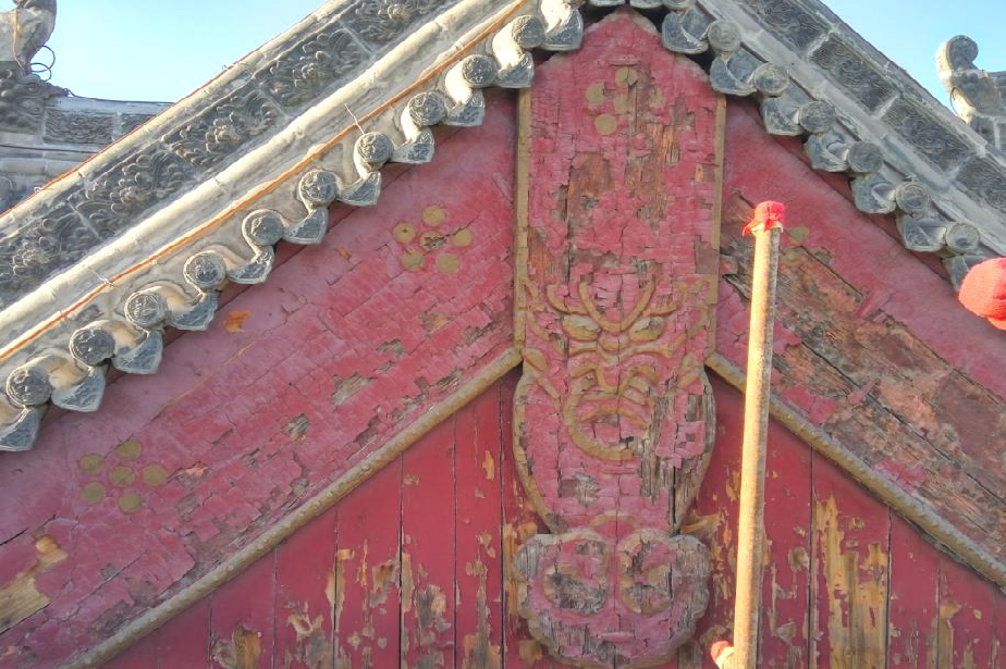 山花博縫修復(fù)前